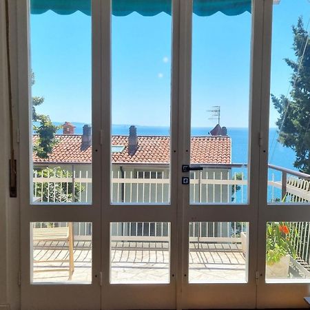 Апартаменты Sea Breeze - Barcola Триест Экстерьер фото